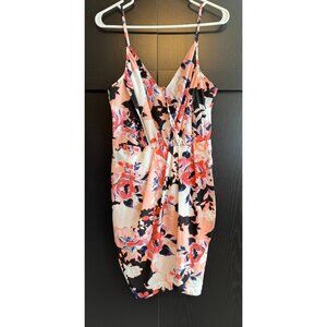 Yumi Kim Pink Jayne Floral Tulip Silhouette Dress Medium V-Neck Sleeveless Party